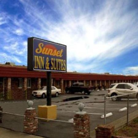 Sunset Inn And Suites West Sacramento Exterior foto