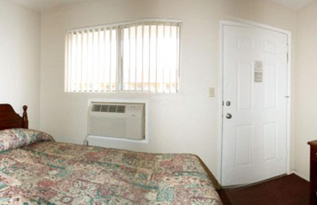 Sunset Inn And Suites West Sacramento Habitación foto